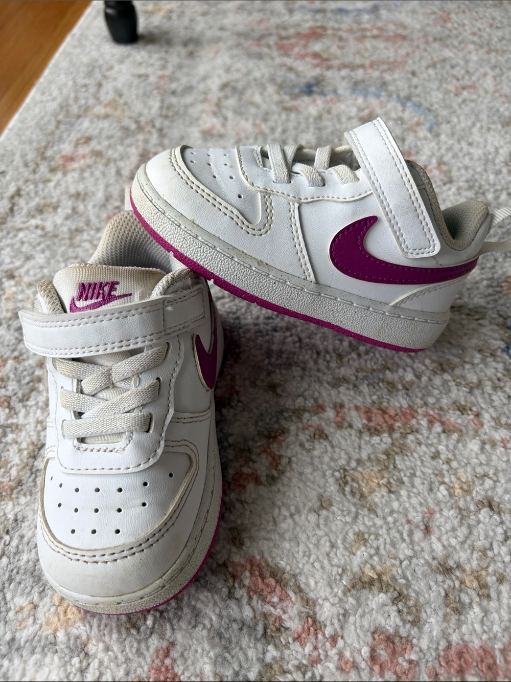Nike toddler size 6 White Sneakers with Purple Logo